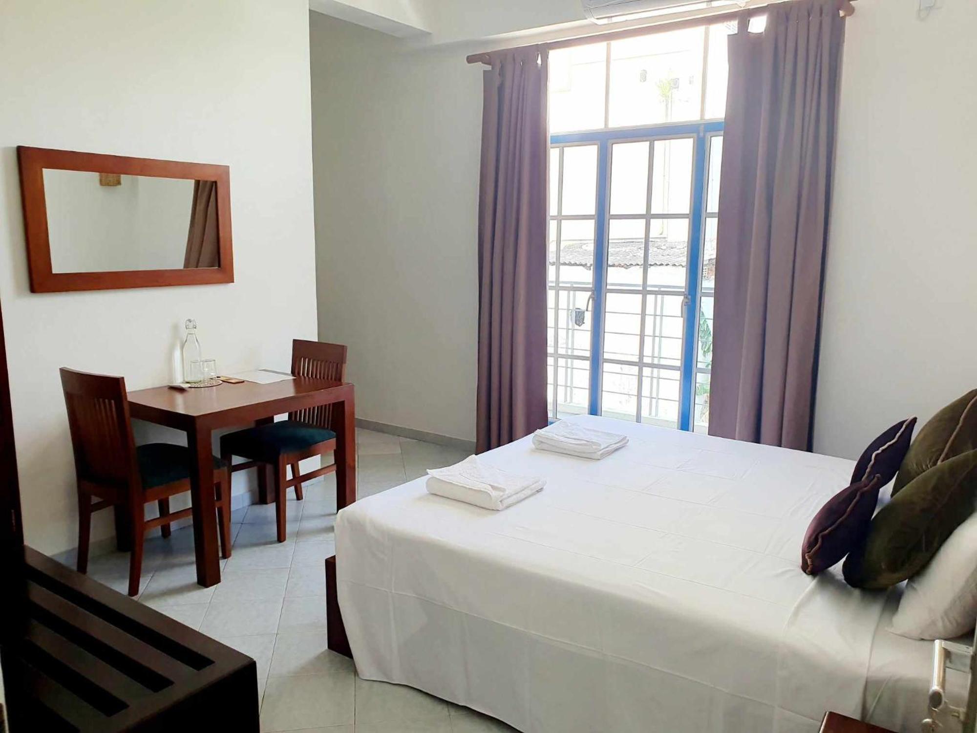Mountbaylk Hotel Dehiwala-Mount Lavinia Szoba fotó